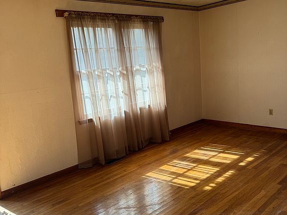 4th image of 562 Johnstonville Rd