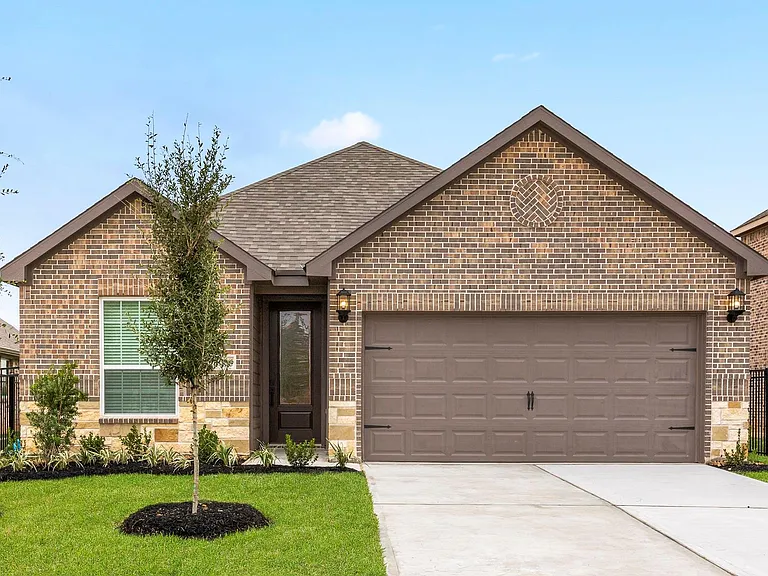 3052 Sorrento Hill Dr — Photo 1