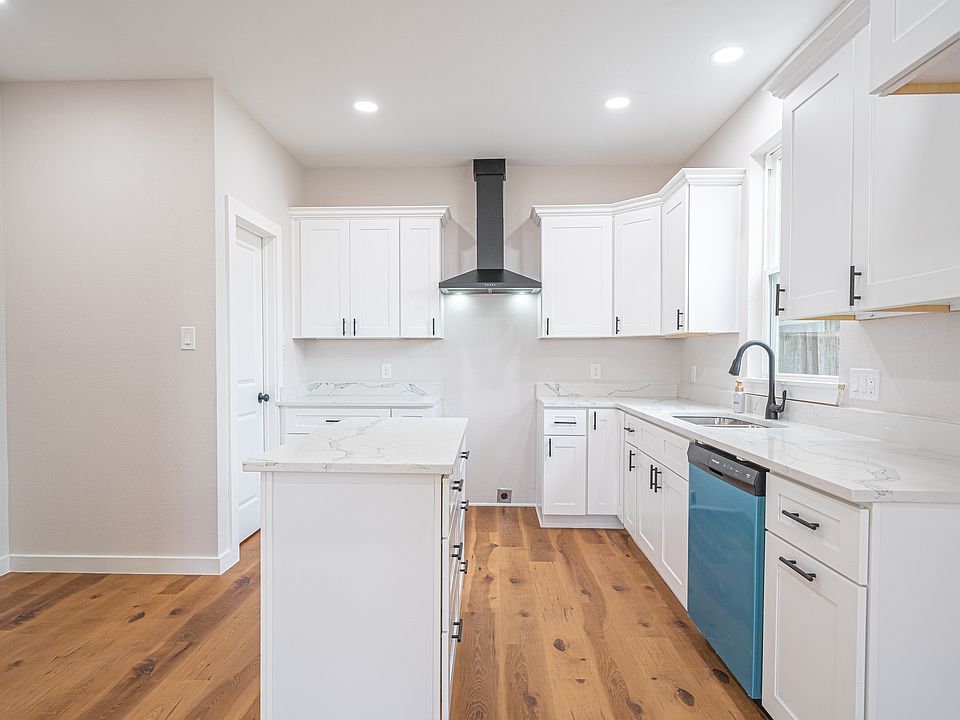1st image of 2036 Ceralvo St #101