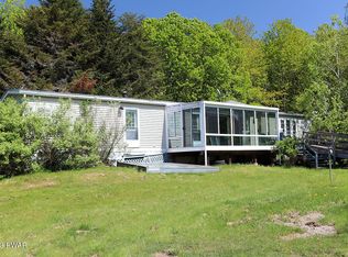 33 Buckley Rd, Equinunk, PA 18417