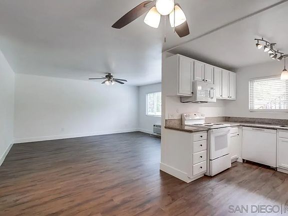 2nd image of 391 Emerald Ave APT 6