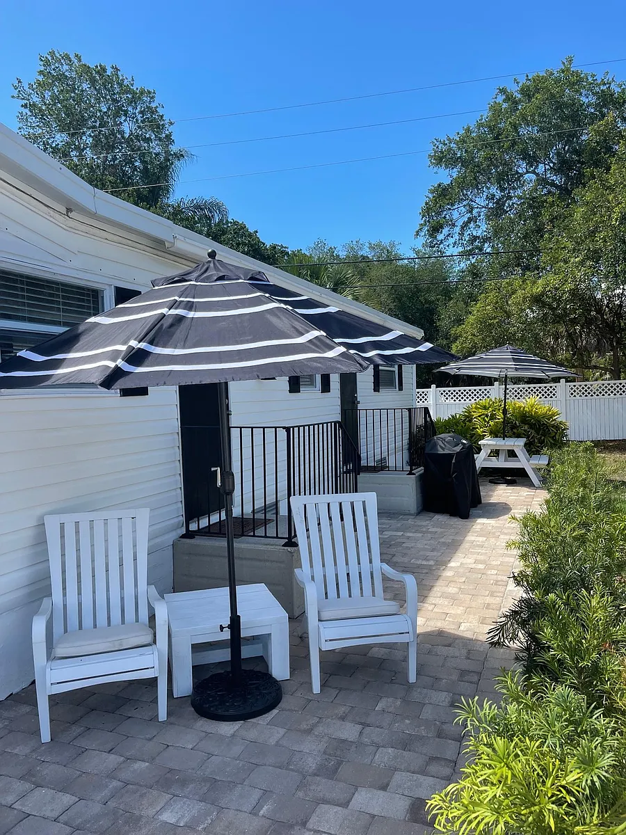 Building Photo - 11330 S Indian River Dr #11