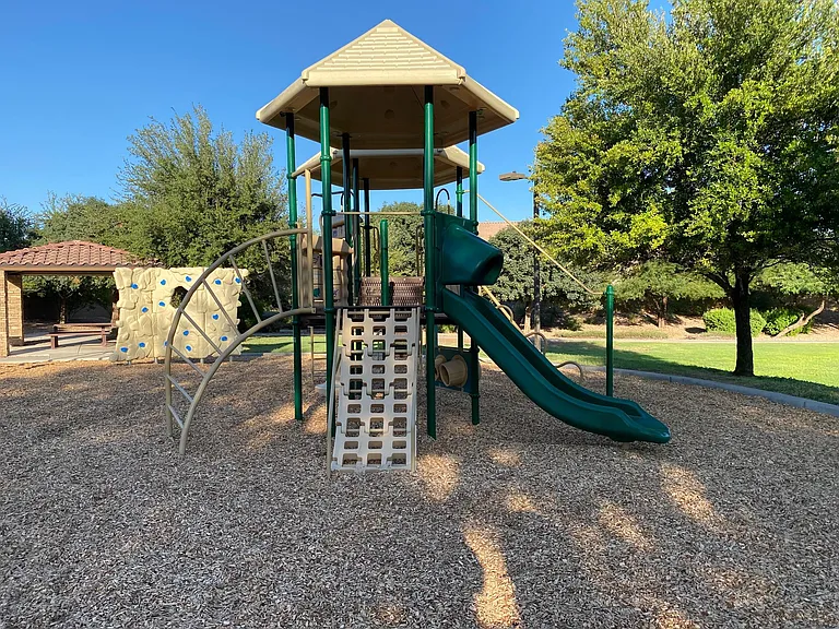 1905 W Swan Dr — Photo 43