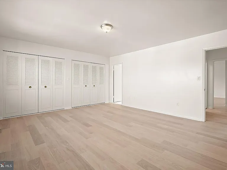 3619 Glengyle Ave #8C — Photo 1