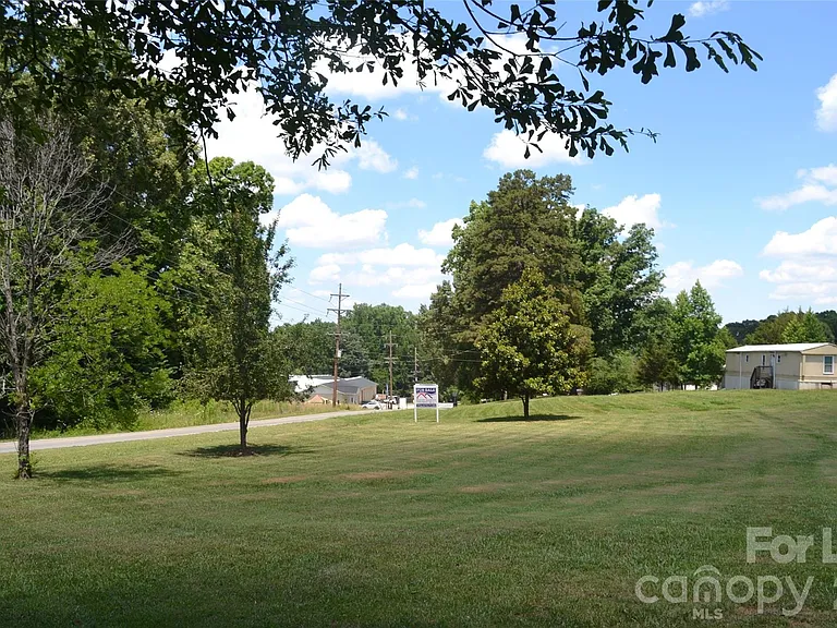 201 Ratchford Farm Rd — Photo 24