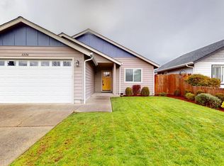 2294 Gayle Way, Grants Pass, OR 97527