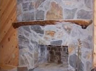 151 Red Bow Ln, Fancy Gap, VA 24328