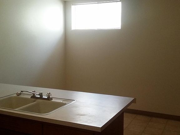 3rd image of 1440 Benton St APT 6