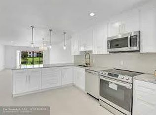 9292 Norte Lago #4C, Boca Raton, FL 33428