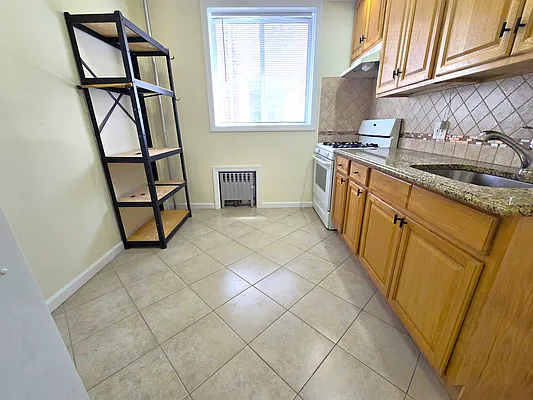 Rented by Azure Realty NY LLC | media 5