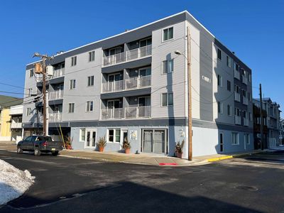 23 38th St APT 201, Sea Isle City, NJ, 08243