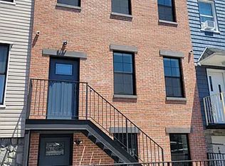 462 Lorimer St, Brooklyn, NY 11206