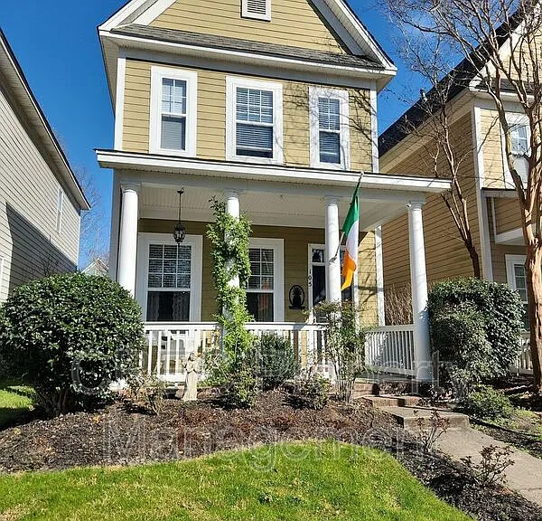 105 Barberry St — Photo 1