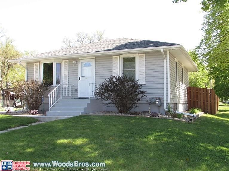 1st image of 4501 Greenwood St