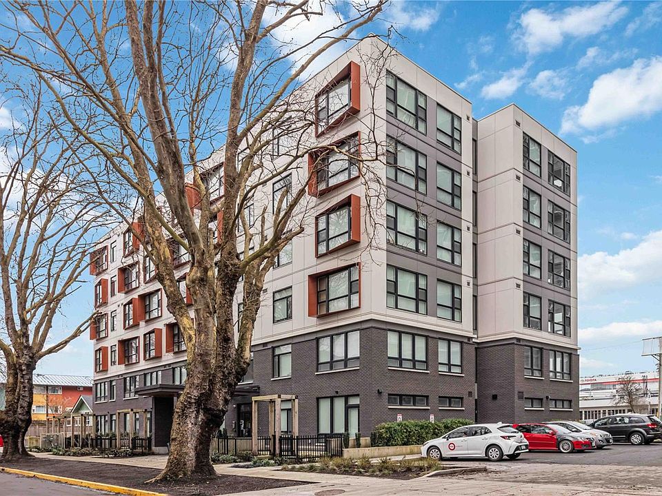 1st image of 629 Speed Ave #202