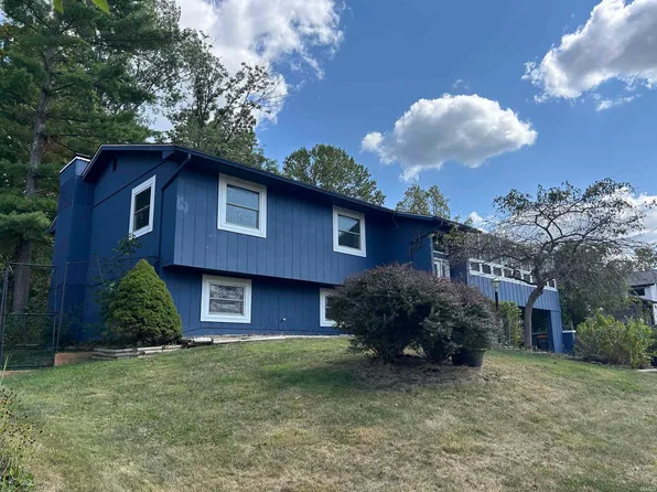 2433 S Spicewood Ln, Bloomington, IN 47401