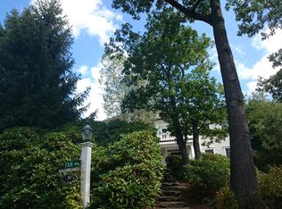 39 Welch Rd, Brookline, MA 02445