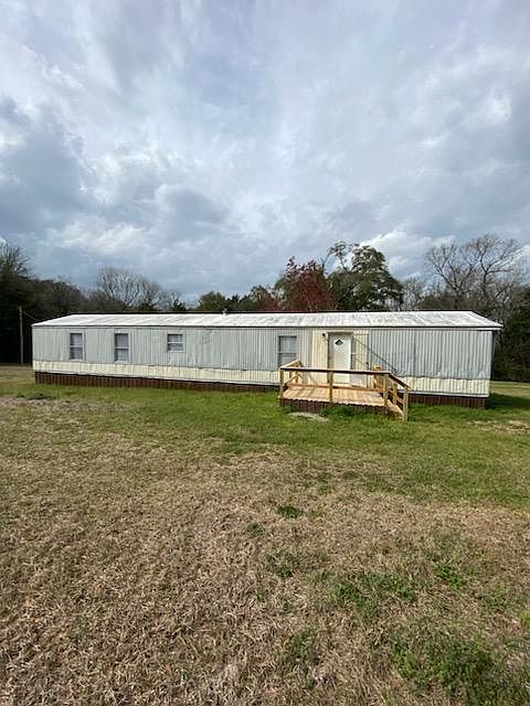 1st image of 798 County Road 63