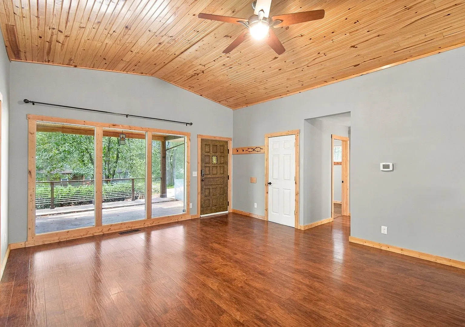 Charming Bella Vista Retreat | 3BR/2BA with Fireplace, Deck & Fenced Yard — Photo 3
