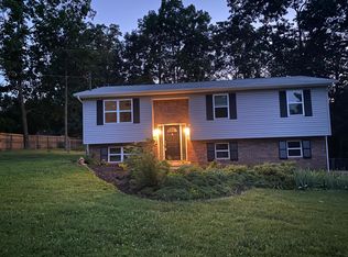 209 Dorcee Ln, Knoxville, TN 37934