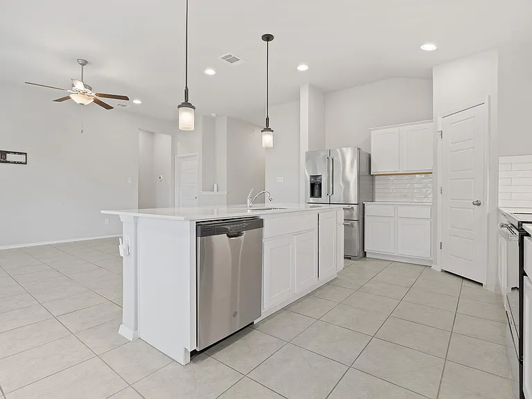 8017 Flintlock Cir — Photo 5