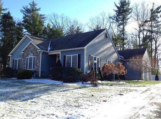 1st image of 61 Shannon Way