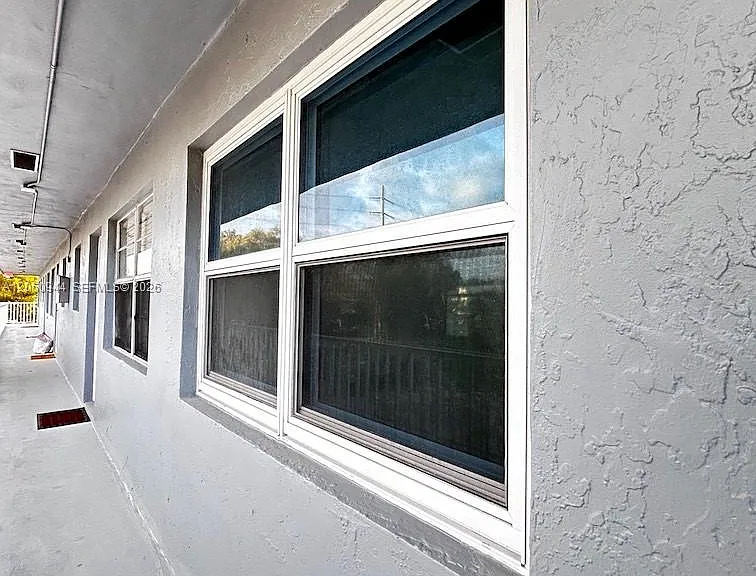 3265 Griffin Rd #205 — Photo 3