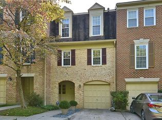 6412 Needle Leaf Dr, Rockville, MD 20852