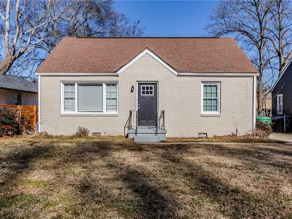 2446 Lynn Iris Dr, Decatur, GA 30032
