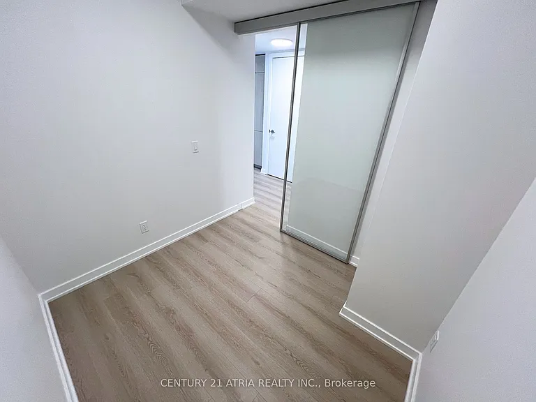 100 Queen St E #1205 — Photo 9