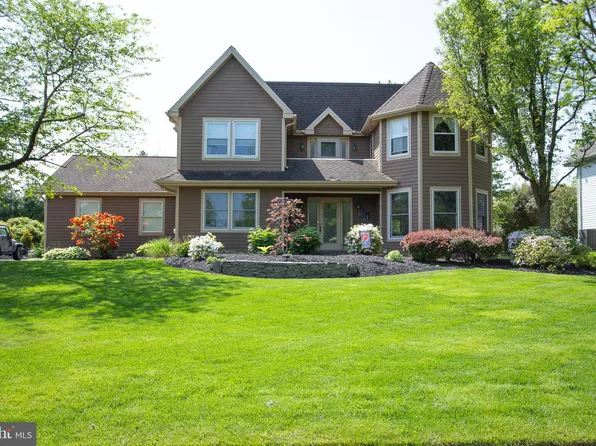 1712 Fairway Dr, Jamison, PA 18929