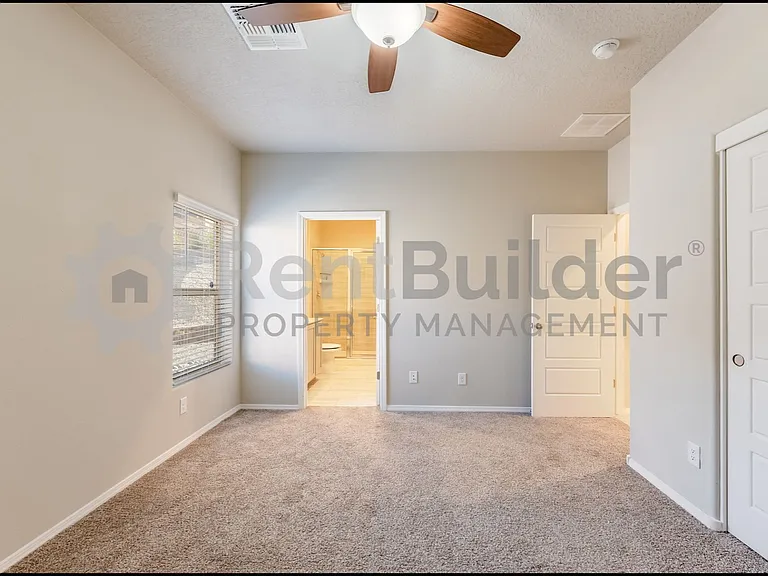 1542 Tierra Verde Loop NW — Photo 10