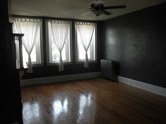 2nd image of 2629 Saint Paul St #3