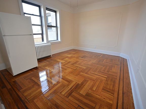 2nd image of 25-58 35th St #333D