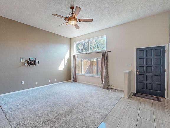 4th image of 9508 Sierra Vista Ct NE