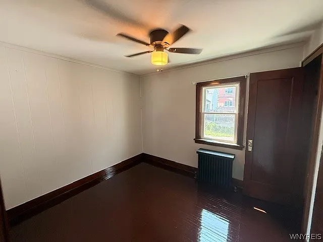 1373 Electric Ave — Photo 5