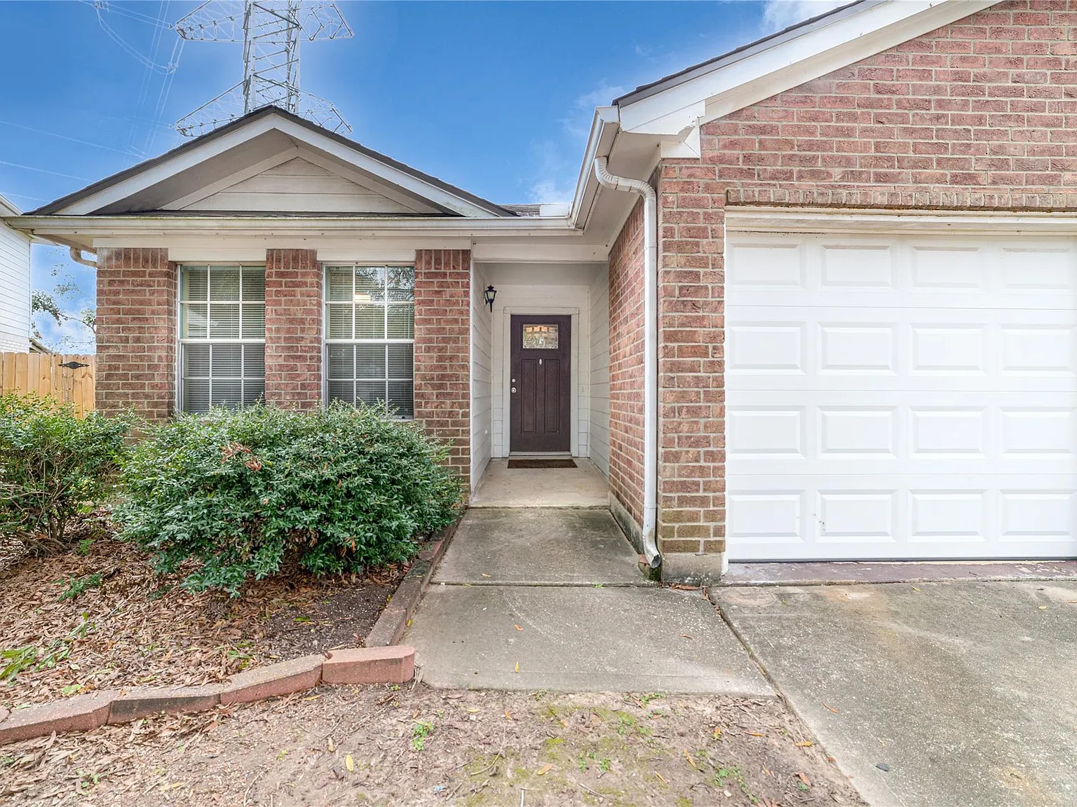 3 bed, 2.0 bath, 1717 sqft, $2,150 — Photo 3