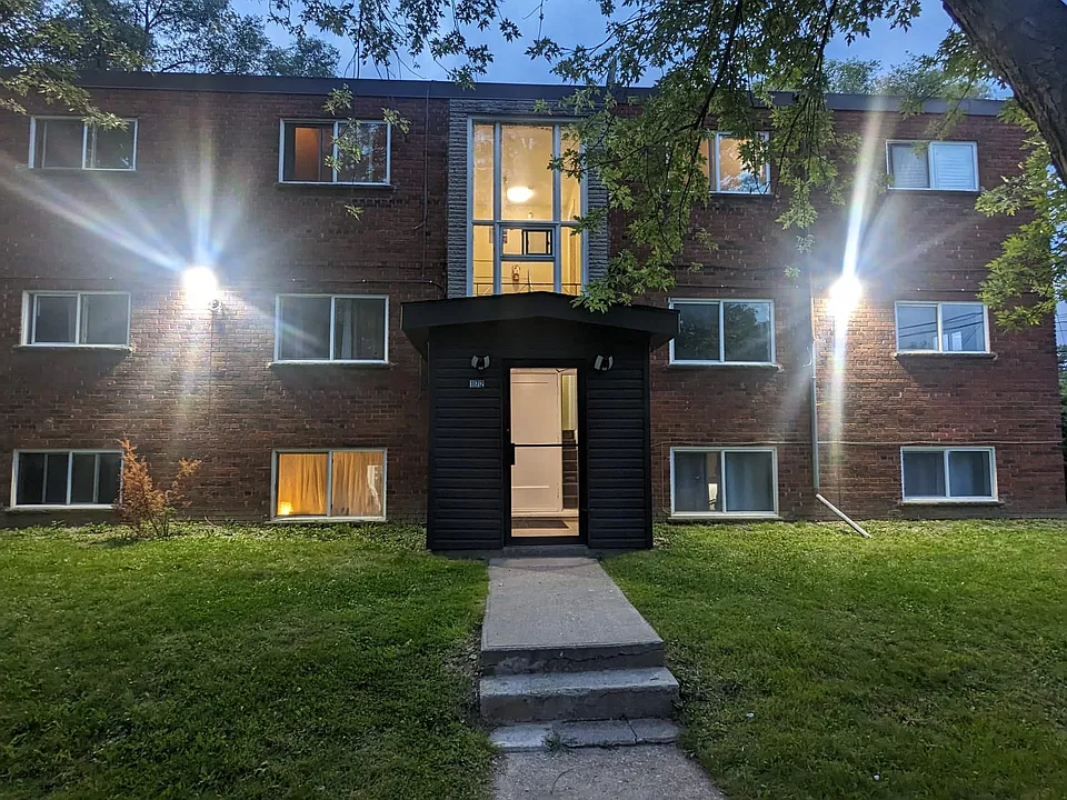 172 King Edward Ave