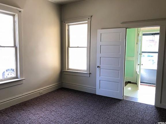 4th image of 737 E Roosevelt Ave