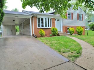 4229 Lees Corner Rd, Chantilly, VA 20151