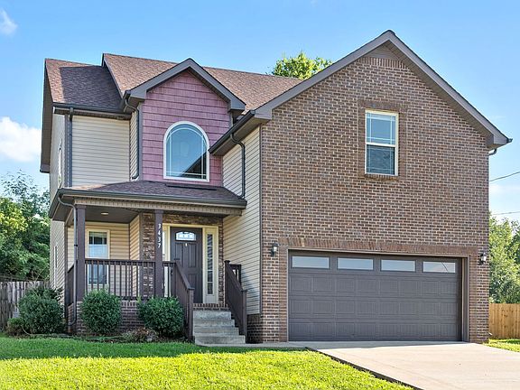 3rd image of 3437 Bradfield Dr