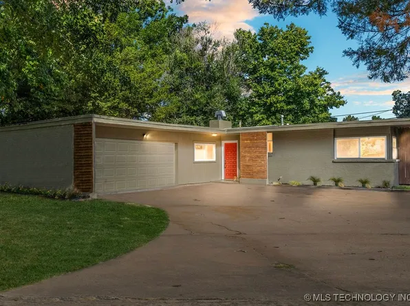 1749 E 60th Pl, Tulsa, OK 74105