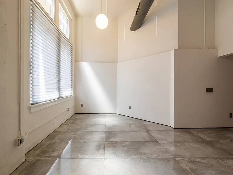 523 Grand Blvd #1B — Photo 37