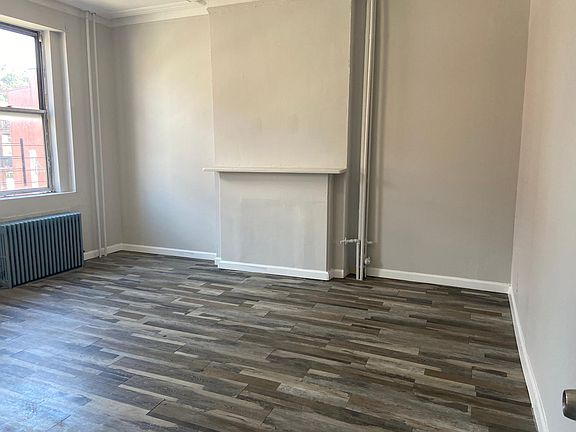 4th image of 271 New Main St #2B
