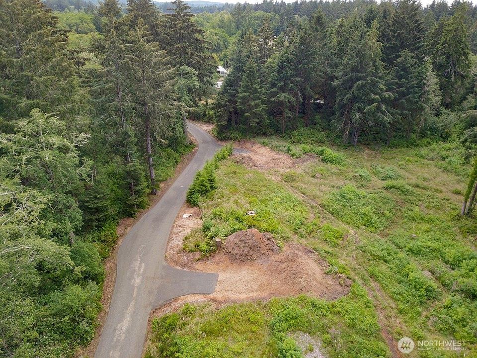 2nd image of 10303 Pearl Lane