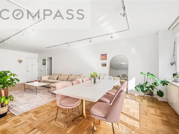 166 East 63rd Street image 2 of 7