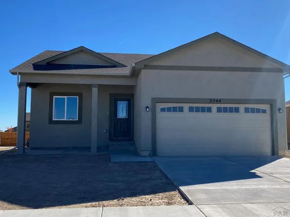 3544 Bobtail Ln, Pueblo, CO 81005
