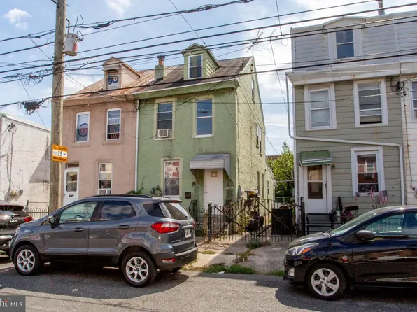 4629 Worth St, Philadelphia, PA 19124
