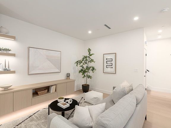 2nd image of 3633 Turner St #1