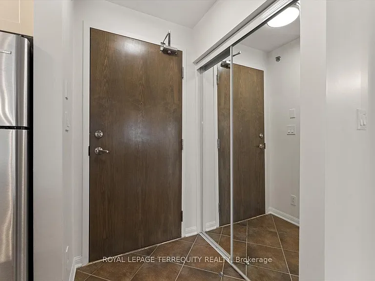 3070 Rotary Way #402 — Photo 7